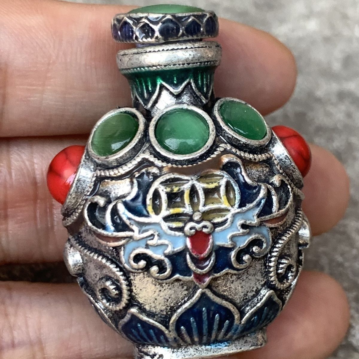 Vintage Cloisonne Bronze Snuff - Vintage Collectible Bottles 리뷰 및 가격