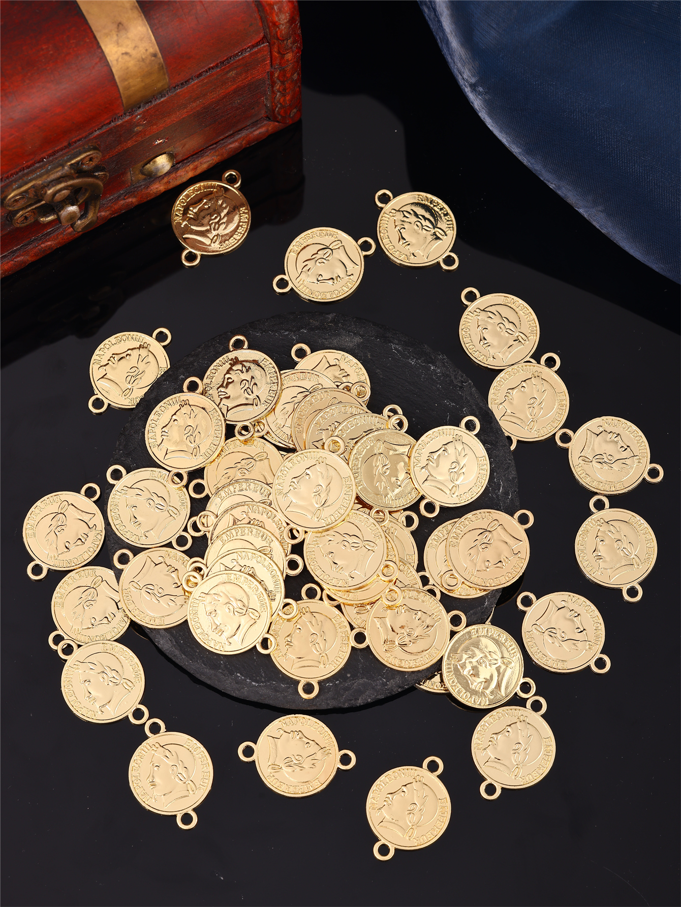 Coin-Shaped DIY Women's Robe A - Vintage Collectible Coins 리뷰 및 가격