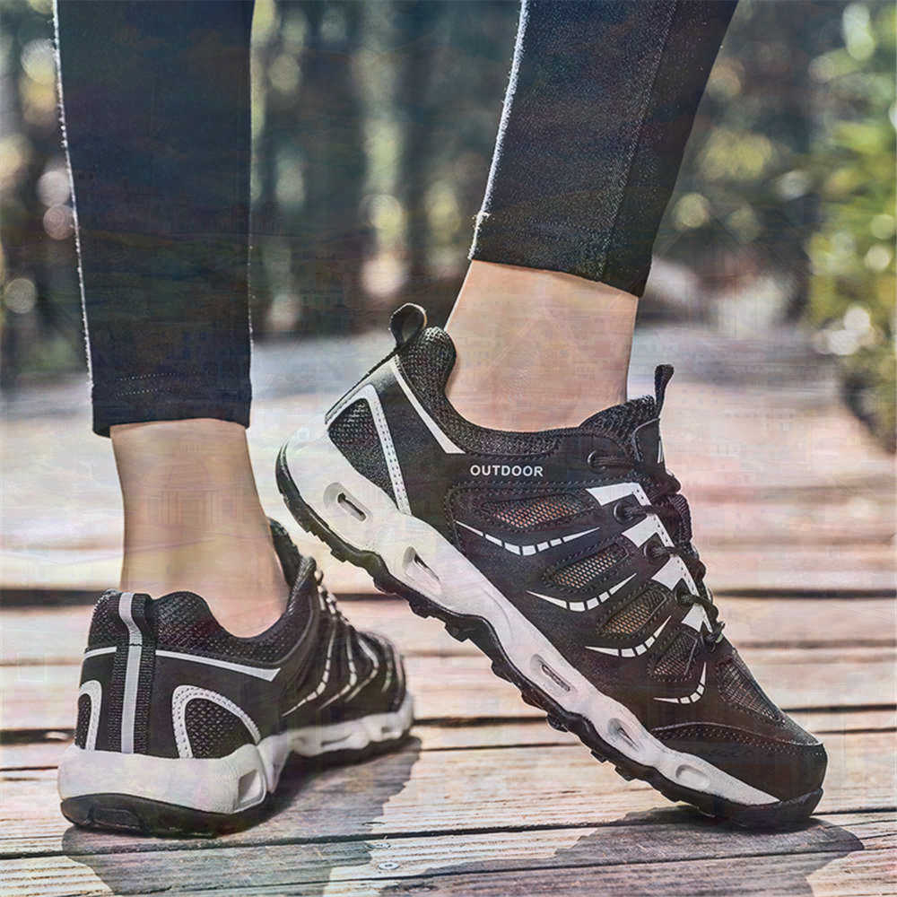 Sumer Round Tip Silver Sneaker - Best Vintage Collectible Items 리뷰 및 가격