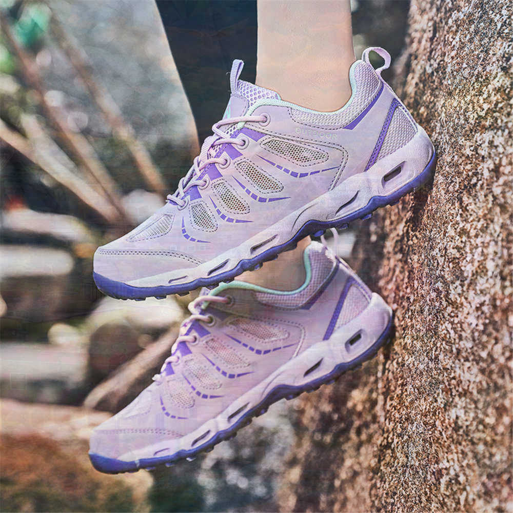 Sumer Round Tip Silver Sneaker - Best Vintage Collectible Items 리뷰 및 가격